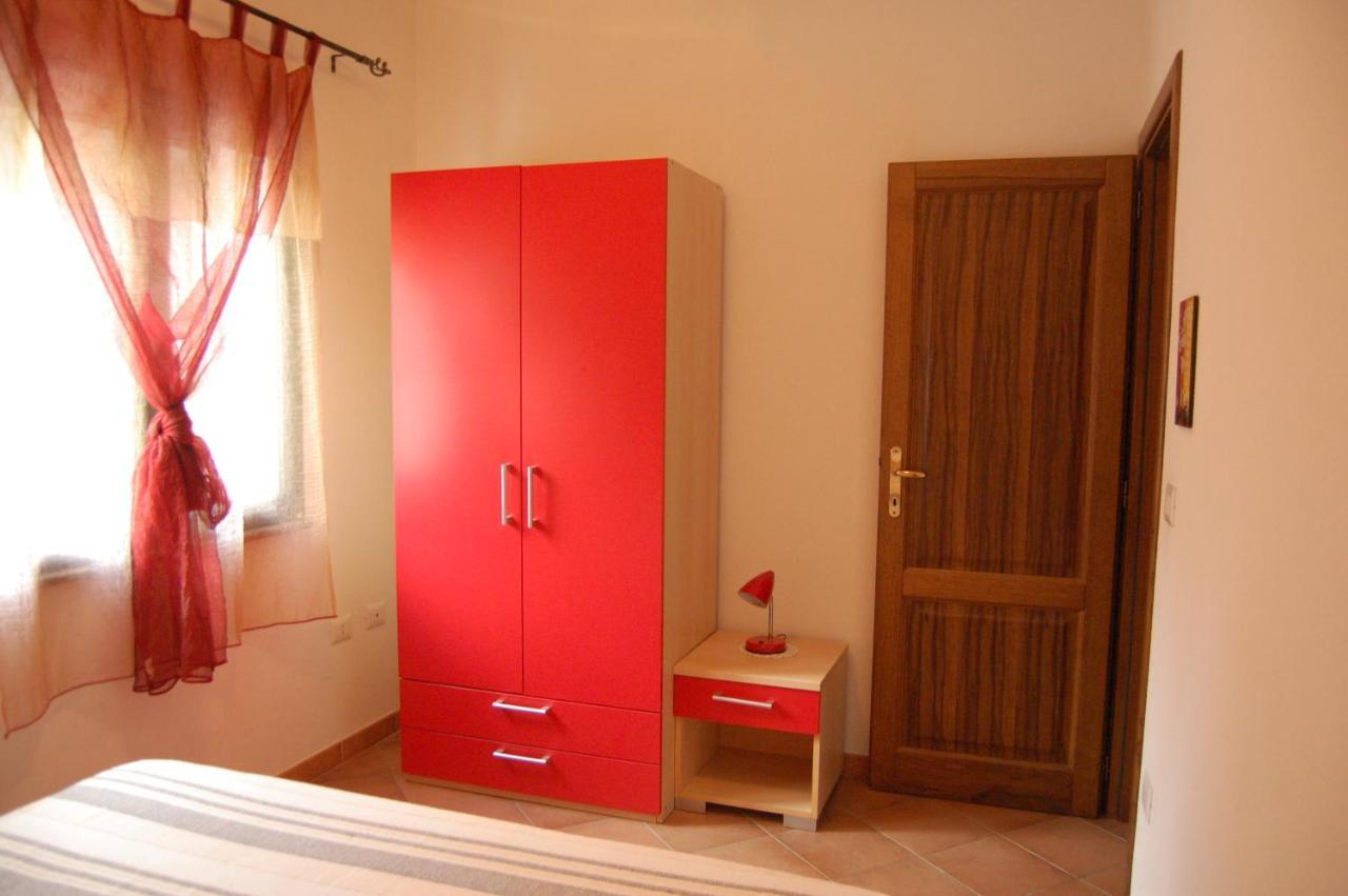 Via Costantino Apartment Budoni Exterior photo