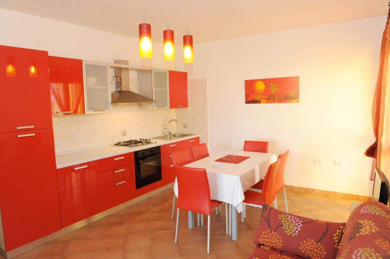 Via Costantino Apartment Budoni Exterior photo