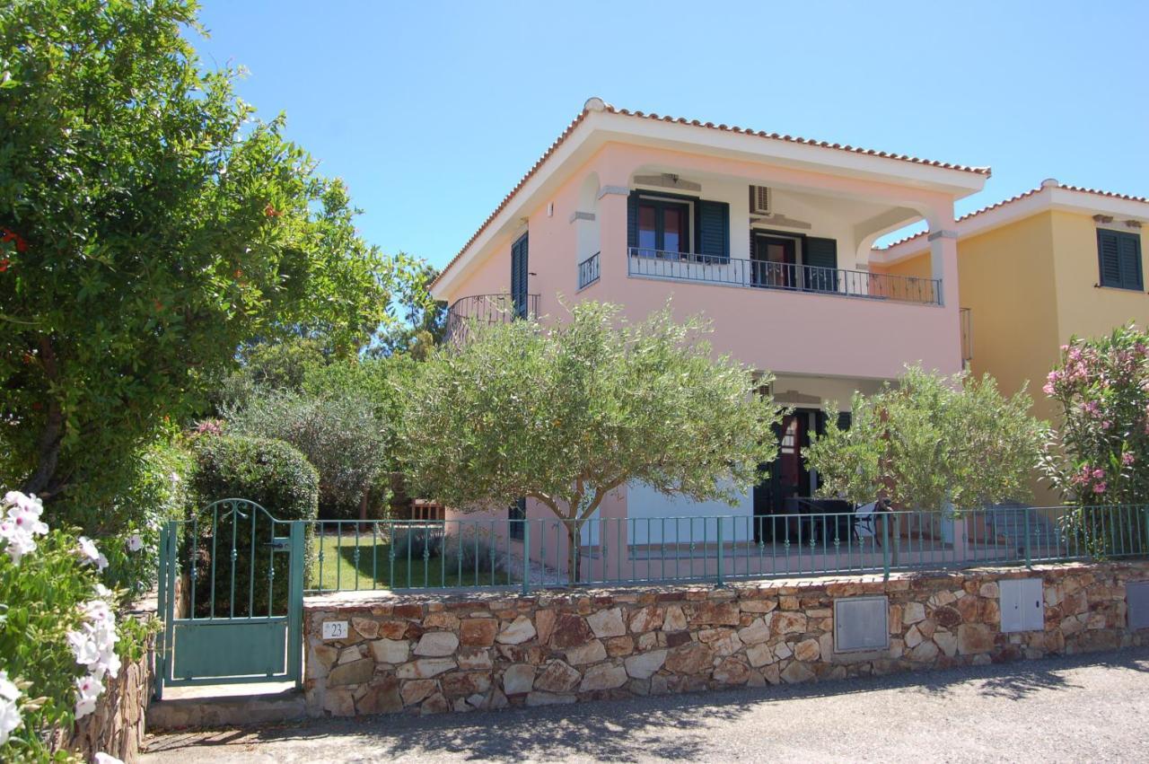 Via Costantino Apartment Budoni Exterior photo