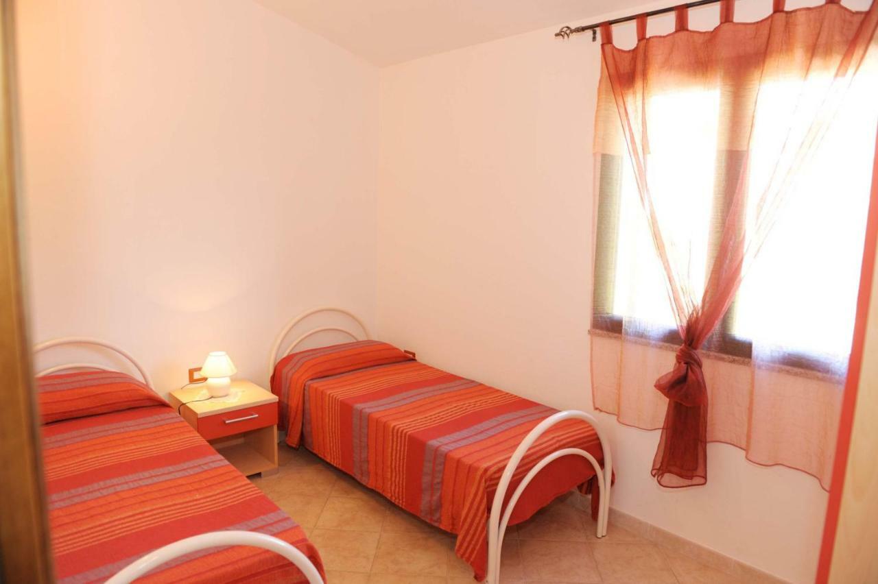 Via Costantino Apartment Budoni Exterior photo