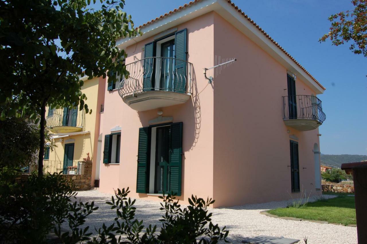 Via Costantino Apartment Budoni Exterior photo